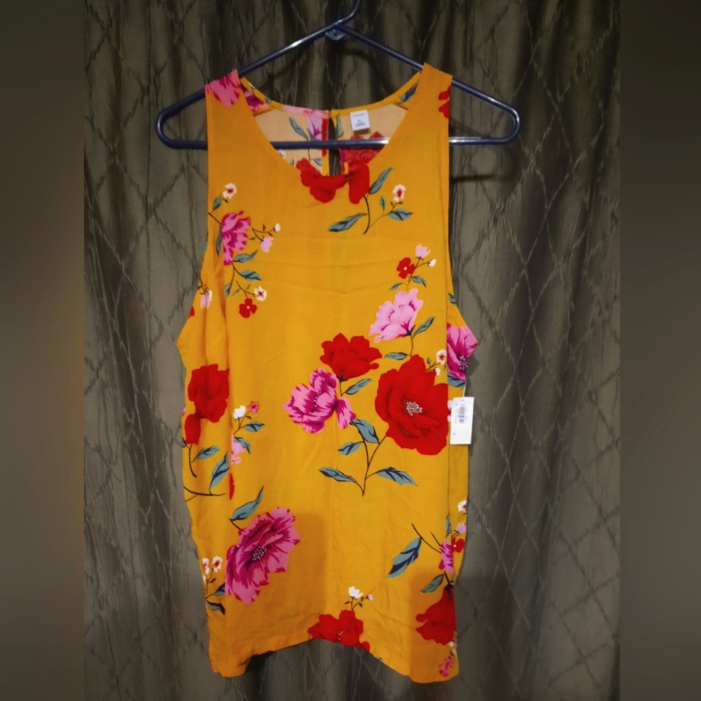 Old Navy tank top